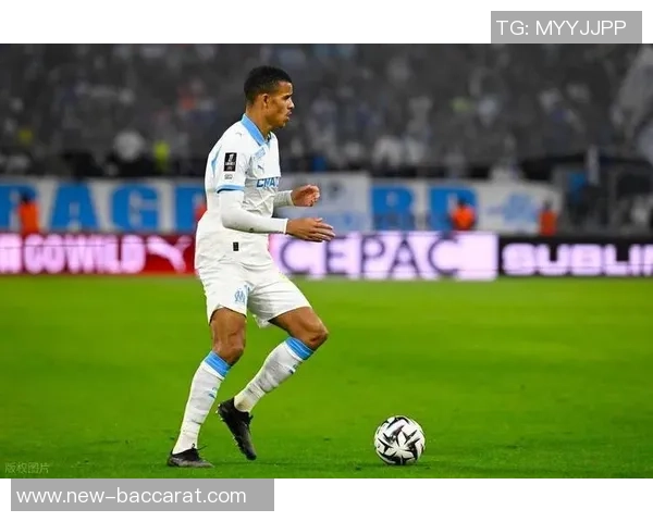 德转发布法甲球队身价榜巴黎居首119亿欧第二到第五总和达129亿